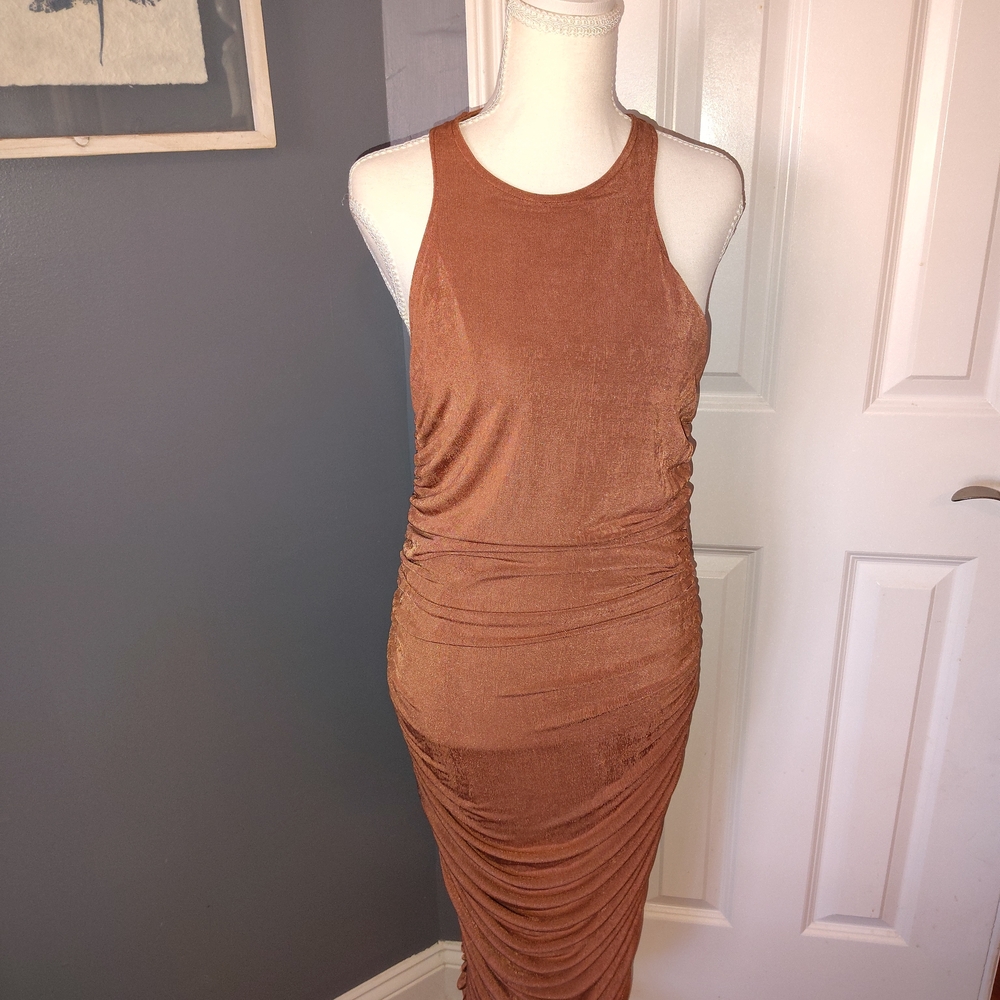 Elegant Brown Sleeveless Dress